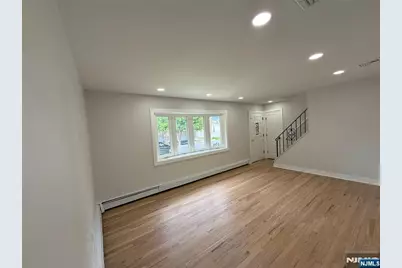 310 Passaic Avenue, Carlstadt, NJ 07072 - Photo 2
