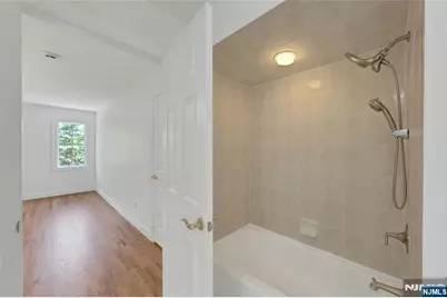 210 Woodmere Court, Franklin Lakes, NJ 07417 - Photo 18