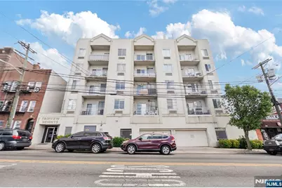 320 Anderson Avenue 2A #2A, Fairview, NJ 07022 - Photo 1
