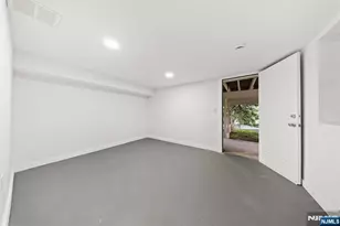 418 East Ave, Northvale, NJ 07647 - Photo 24