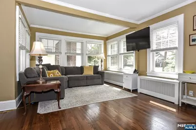 354 Demarest Avenue, Oradell, NJ 07649 - Photo 4