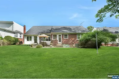 10-01 Plymouth Drive, Fair Lawn, NJ 07410 - Photo 24