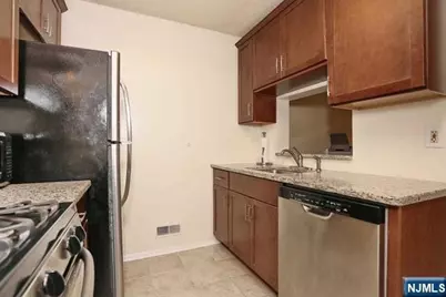 752 Pepperidge Road, Mahwah, NJ 07430 - Photo 12