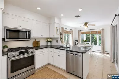 31 Monhegan Avenue, Wayne, NJ 07470 - Photo 10