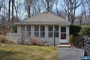 471 Sicomac Ave 2, Wyckoff Township, NJ 07481 - Photo 1