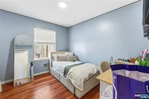 56 Vincent St, Newark, NJ 07105 - Photo 8