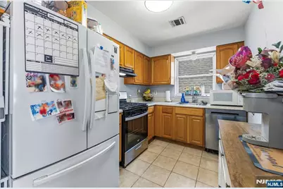 56 Vincent Street, Newark, NJ 07105 - Photo 24
