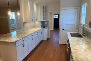 971 Virgil Ave, Ridgefield, NJ 07657 - Photo 8