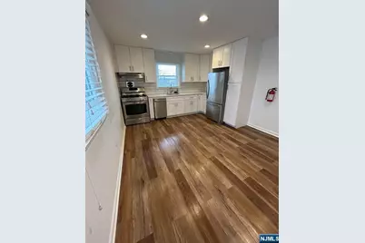 615 Chase Avenue 2 #2, Lyndhurst Township, NJ 07071 - Photo 6