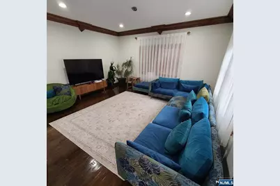 526 Moonachie Avenue, Wood Ridge, NJ 07075 - Photo 8