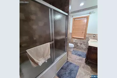 526 Moonachie Avenue, Wood Ridge, NJ 07075 - Photo 24