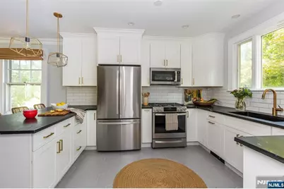 85 Hawthorne Avenue, Glen Ridge, NJ 07028 - Photo 22