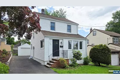 564 Maple Avenue, Teaneck Township, NJ 07666 - Photo 1