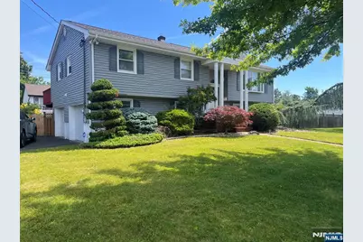 177 Truman Terrace, Paramus, NJ 07652 - Photo 2