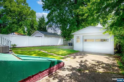 53 Sunnyside Avenue, Dumont, NJ 07628 - Photo 20