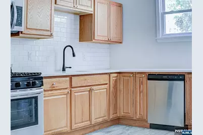 193 Clerk Street, Jersey City, NJ 07305 - Photo 24