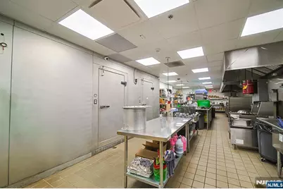 521-523 Livingston, Norwood, NJ 07648 - Photo 14