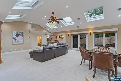 31 Forest Hills Way, Cedar Grove, NJ 07009 - Photo 8
