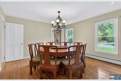 559 Wayne Drive, River Vale Township, NJ 07675 - Photo 14