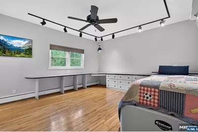 559 Wayne Drive, River Vale Township, NJ 07675 - Photo 20