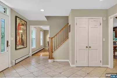 559 Wayne Drive, River Vale Township, NJ 07675 - Photo 4
