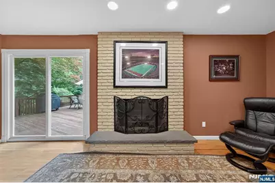 559 Wayne Drive, River Vale Township, NJ 07675 - Photo 8