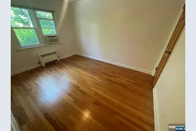 151 E Palisade Avenue B-5 #B-5, Englewood, NJ 07631 - Photo 14