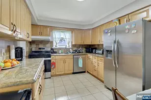2 Carlen Ct 1, Fairview, NJ 07022 - Photo 8