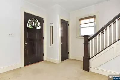 225 Passaic Avenue, Hasbrouck Heights, NJ 07604 - Photo 2