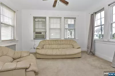 225 Passaic Avenue, Hasbrouck Heights, NJ 07604 - Photo 8