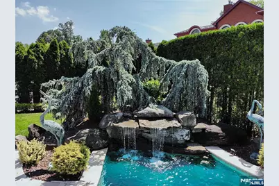 2 Euclid Road, Fort Lee, NJ 07024 - Photo 24