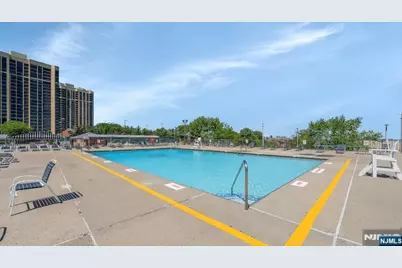 200 Winston Drive 106 #106, Cliffside Park, NJ 07010 - Photo 24