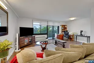 200 Winston Dr 106, Cliffside Park, NJ 07010 - Photo 4