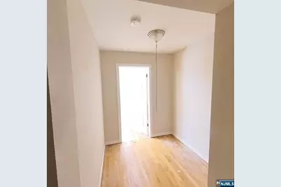 83 E Forest Avenue, Teaneck Township, NJ 07666 - Photo 24
