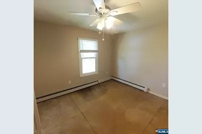 83 E Forest Avenue, Teaneck Township, NJ 07666 - Photo 22