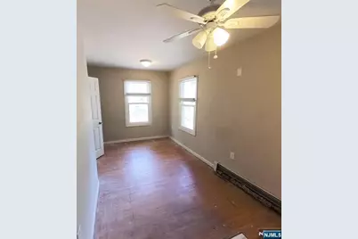 83 E Forest Avenue, Teaneck Township, NJ 07666 - Photo 20