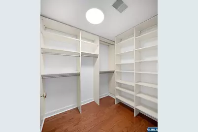 202 Adams Court, Edgewater, NJ 07020 - Photo 28