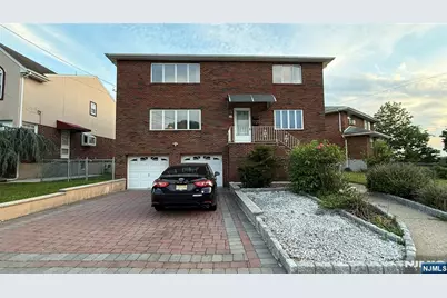 844 Elizabeth Street 2 #2, Ridgefield, NJ 07657 - Photo 1