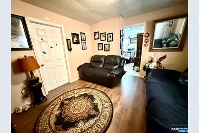 30 Searing Avenue, East Newark, NJ 07029 - Photo 2