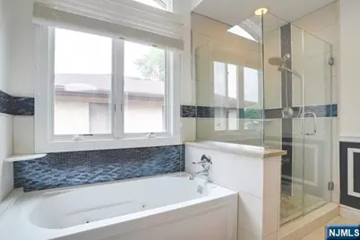 415 Westview Place, Fort Lee, NJ 07024 - Photo 20