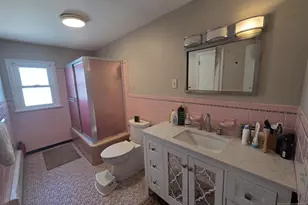 360 New York Ave 2nd Floor, Lyndhurst Township, NJ 07071 - Photo 12
