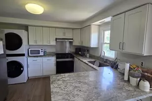 360 New York Ave 2nd Floor, Lyndhurst Township, NJ 07071 - Photo 4
