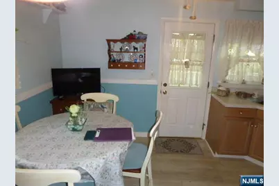 61 Aladdin Avenue, Dumont, NJ 07628 - Photo 6