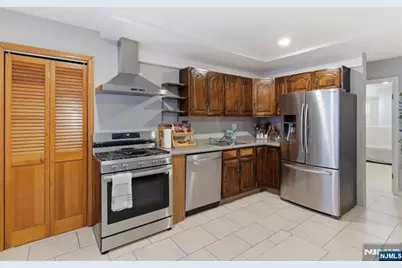 433 Chase Ground Floor #Ground Floor, Lyndhurst Township, NJ 07071 - Photo 4