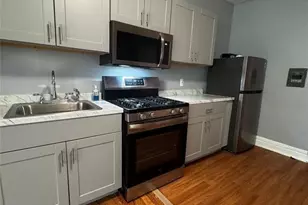 830 S 16th Street 3, Newark, NJ 07108 - Photo 2