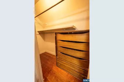 352 7th Street, Newark, NJ 07107 - Photo 24