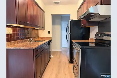 358 Maple Avenue 3584 #3584, Oradell, NJ 07649 - Photo 4