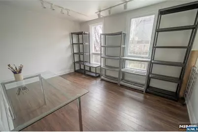 130 Kensington Drive, Fort Lee, NJ 07024 - Photo 32