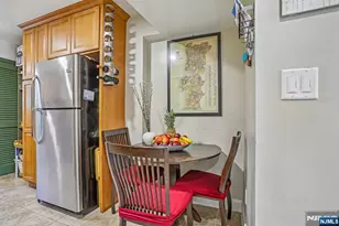 272-276 Walnut 6D, Newark, NJ 07105 - Photo 8