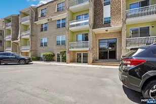 272-276 Walnut 6D, Newark, NJ 07105 - Photo 24